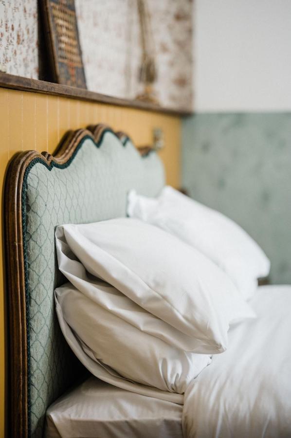 Hotel The Crooked Swan Crewkerne Zewnętrze zdjęcie